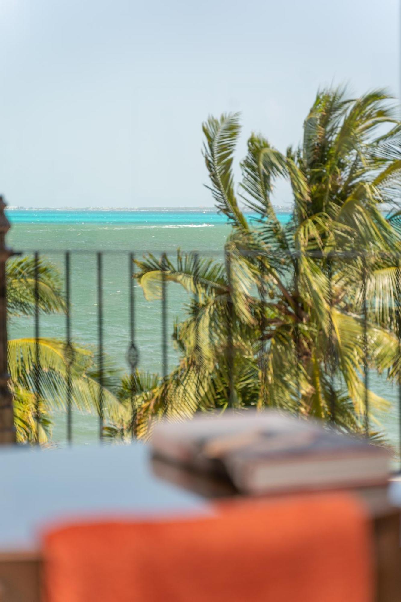 Villa Albatros Oceanfront Luxury Hotelzone Канкун Экстерьер фото
