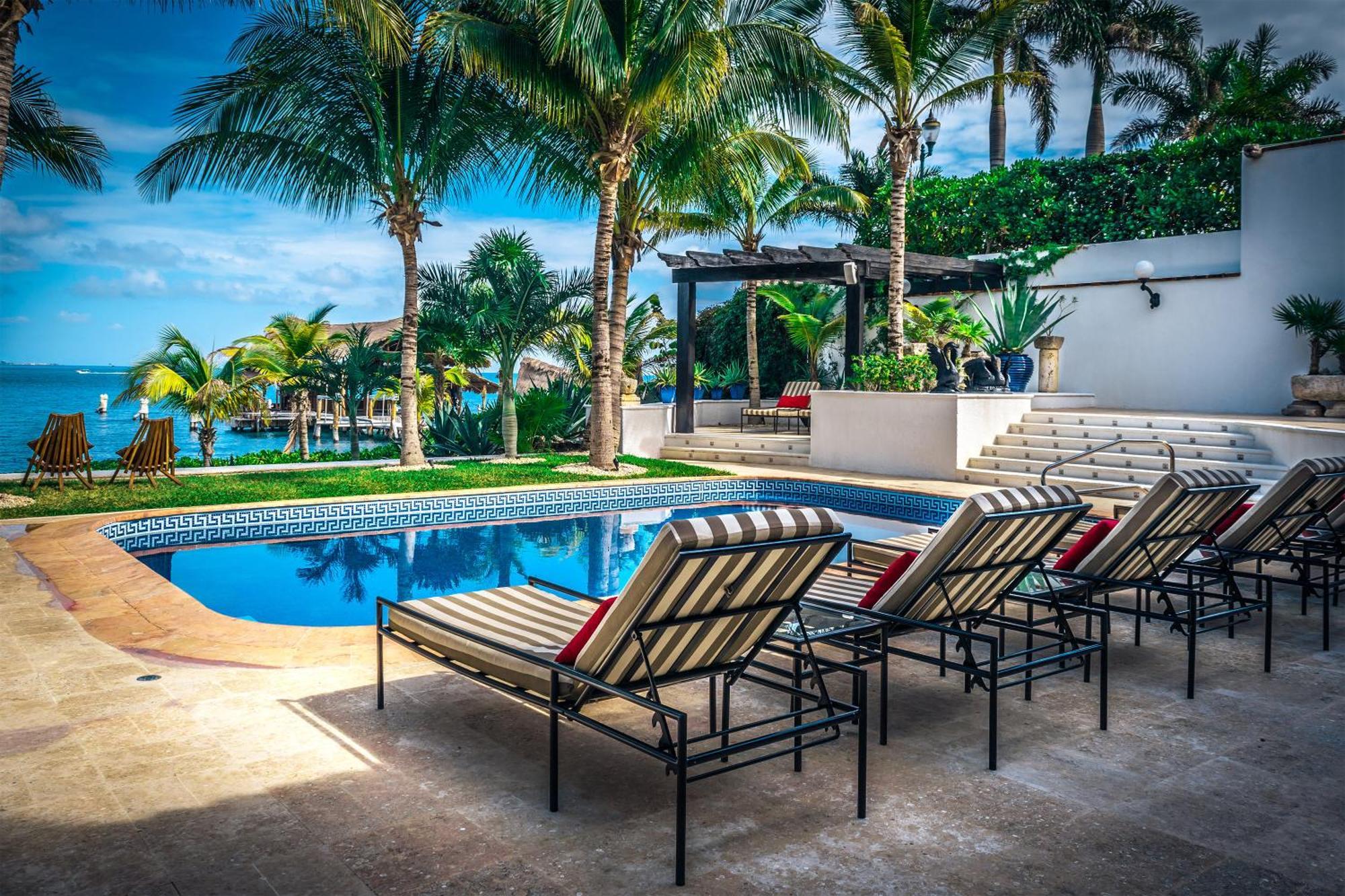 Villa Albatros Oceanfront Luxury Hotelzone Канкун Экстерьер фото